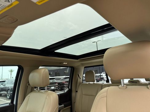 Used 2020 Ford F150 Lariat w/ Equipment Group 502A Luxury image 33