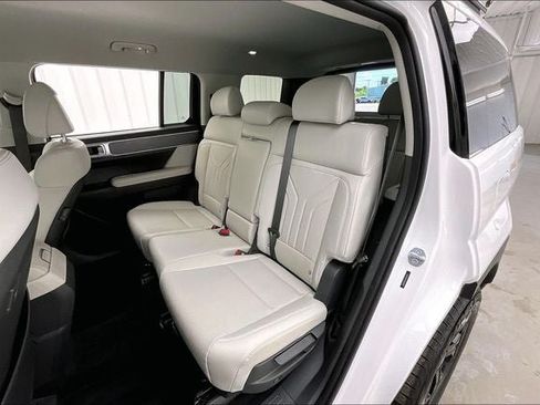 Used 2026 Hyundai Santa Fe SEL AWD/4WD image 19