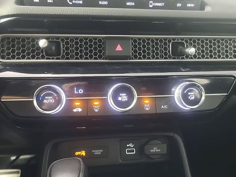 Certified 2023 Honda Civic Sport image 30