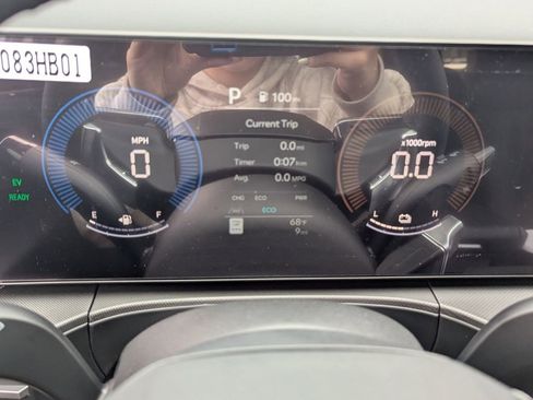 New 2026 Hyundai Santa Fe SE image 9