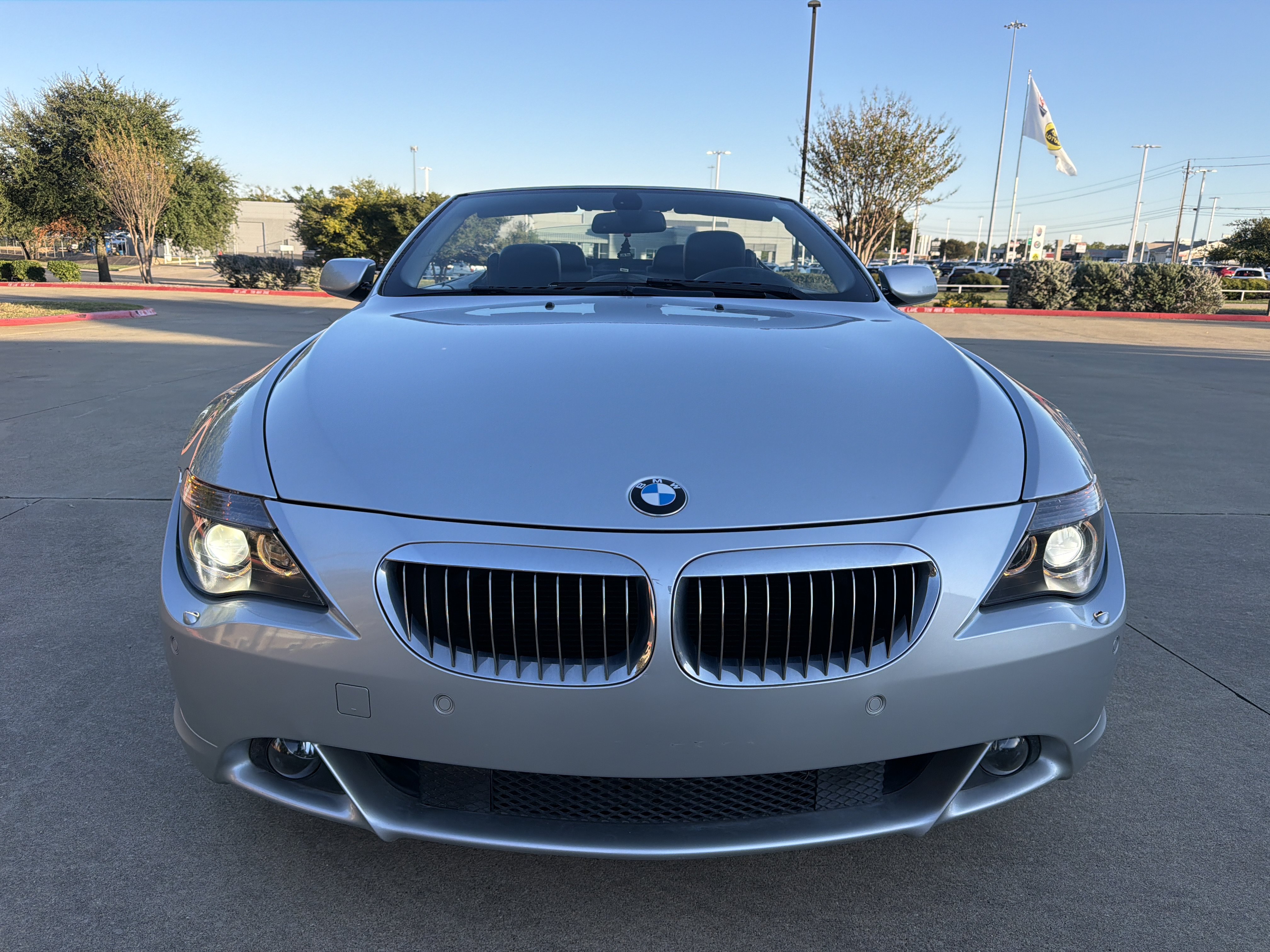 Used 2007 BMW 650i Convertible RWD image 2