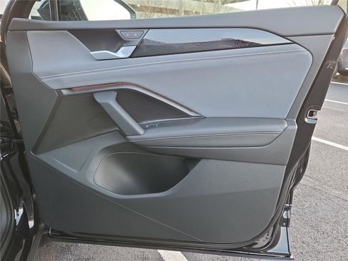 New 2026 Volkswagen Tiguan SE image 26