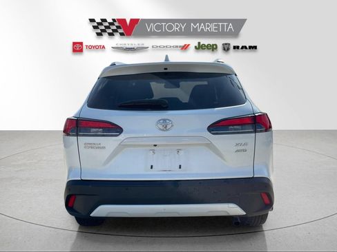 Used 2023 Toyota Corolla Cross XLE w/ Convenience Package AWD/4WD image 4