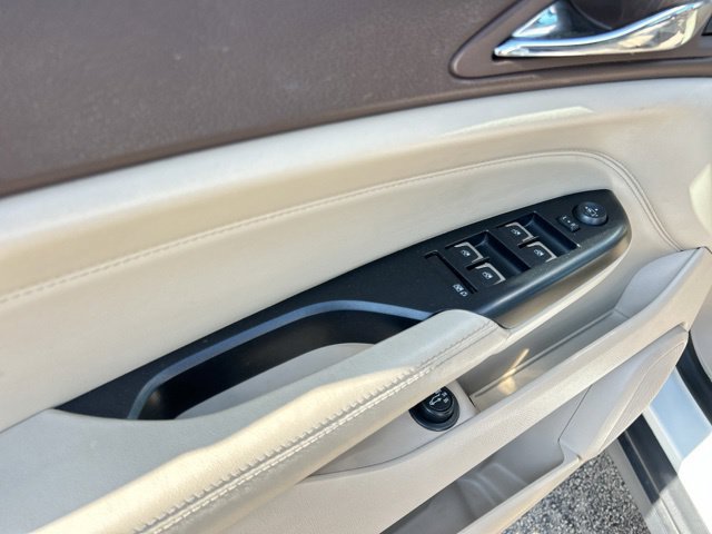 Used 2014 Cadillac SRX Luxury AWD/4WD image 25