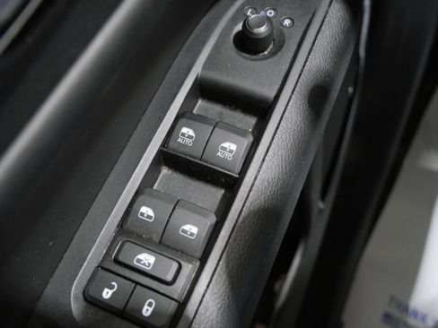 Used 2022 Jeep Compass High Altitude AWD/4WD image 14