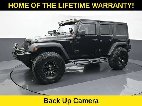 Used 2013 Jeep Wrangler Unlimited Rubicon w/ Connectivity Group AWD/4WD image 3