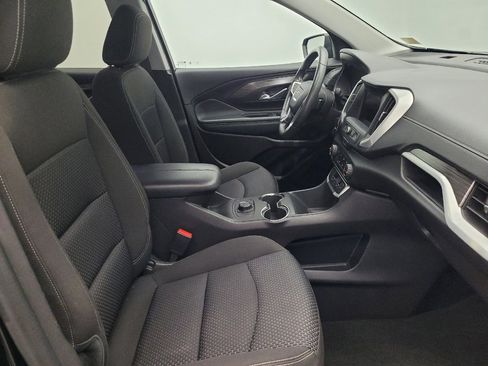 Used 2024 GMC Terrain SLE image 21
