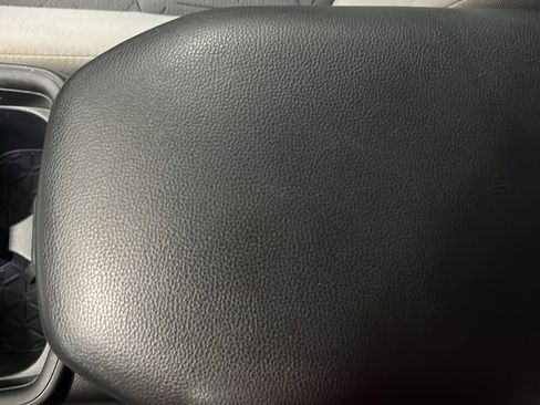 Used 2020 Toyota RAV4 XLE w/ All Weather Liner Package AWD/4WD image 19