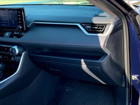 Certified 2021 Toyota RAV4 SE w/ Weather & Moonroof Package AWD/4WD image 18