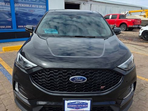 Used 2019 Ford Edge ST w/ Convenience Package AWD/4WD image 2