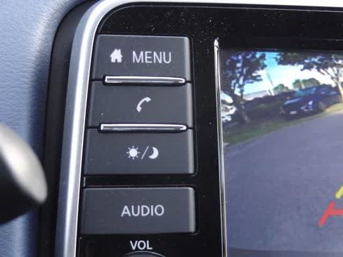 Used 2025 Nissan Versa SV FWD image 23