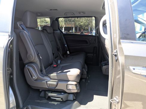 Used 2018 Honda Odyssey EX-L image 36