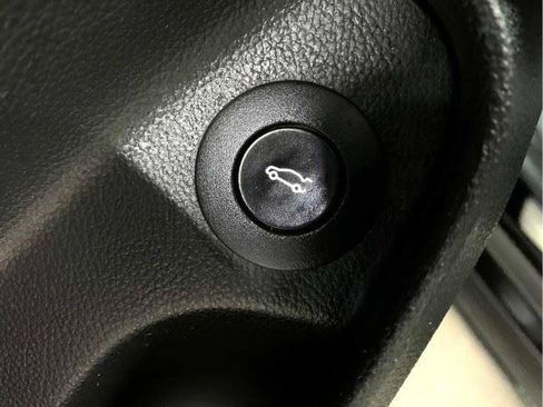Used 2017 Buick Regal FWD image 20