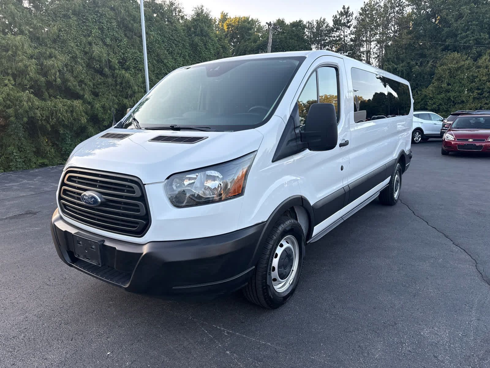 Used 2019 Ford Transit 350 XL RWD image 7