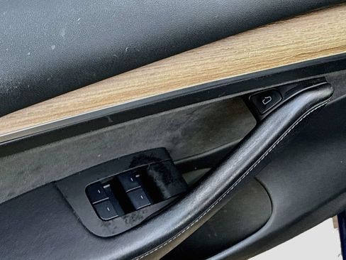 Used 2023 Tesla Model 3 Standard Range RWD image 18