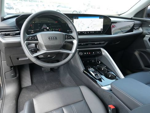 Used 2025 Audi Q5 Premium Plus w/ Premium Plus AWD/4WD image 26