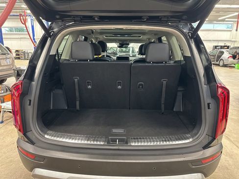 Used 2021 Kia Telluride SX w/ SX Prestige Package AWD/4WD image 34