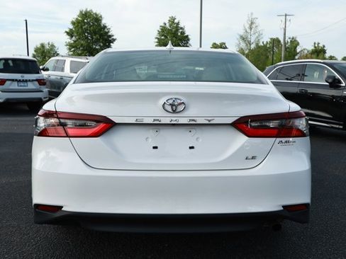 Used 2024 Toyota Camry LE image 7