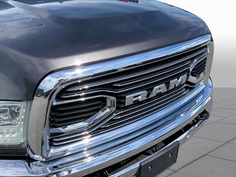 Used 2018 RAM 3500 Laramie Longhorn AWD/4WD image 30