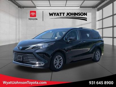 Used 2024 Toyota Sienna XLE