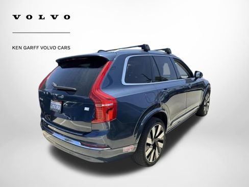 Used 2023 Volvo XC90 T8 Ultimate AWD/4WD image 9