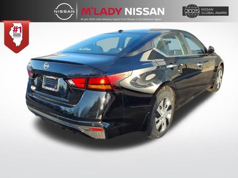 New 2025 Nissan Altima 2.5 S image 7