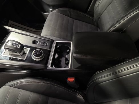 Used 2022 Mitsubishi Outlander SE FWD image 30