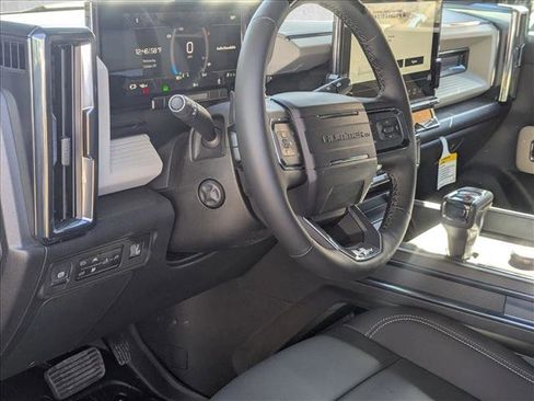 New 2026 GMC Hummer EV 4x4 Crew Cab image 3