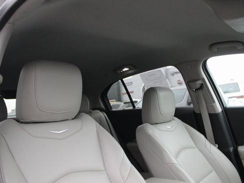 Used 2020 Cadillac XT4 Luxury image 29