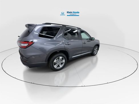 New 2026 Honda Pilot EX-L image 2