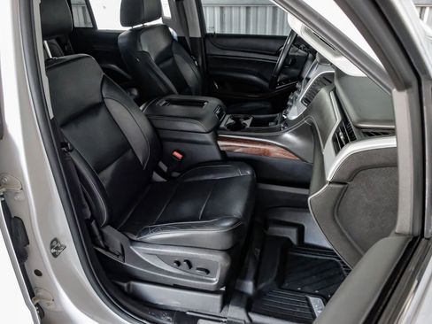 Used 2019 GMC Yukon SLT w/ Open Road Package image 31