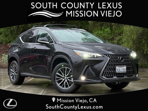 Certified 2025 Lexus NX 250 FWD image 1