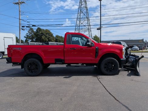 Used 2023 Ford F350 XL w/ FX4 Off-Road Package AWD/4WD image 3