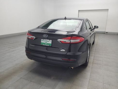 Used 2020 Ford Fusion SE FWD image 9