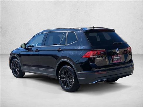 Used 2021 Volkswagen Tiguan S image 8