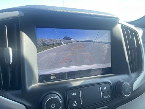 Used 2022 GMC Terrain SLT image 17