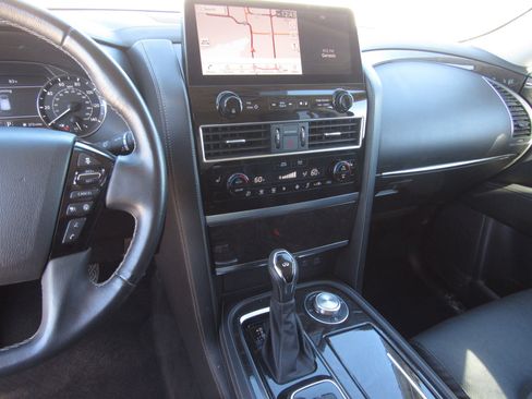 Used 2024 INFINITI QX80 Luxe image 20