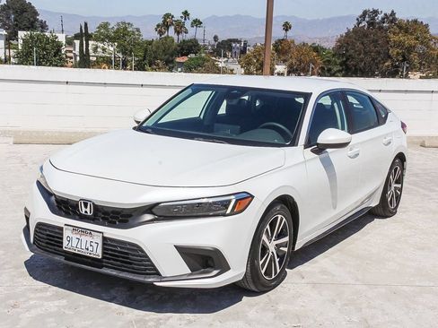 Certified 2024 Honda Civic LX image 3