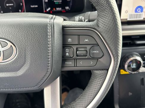 New 2026 Toyota Tacoma TRD Off-Road w/ TRD Off Road Premium Package AWD/4WD image 22