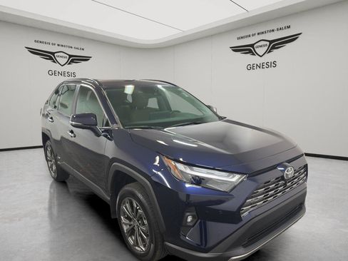 Used 2025 Toyota RAV4 Limited w/ Advanced Technology Package AWD/4WD image 7