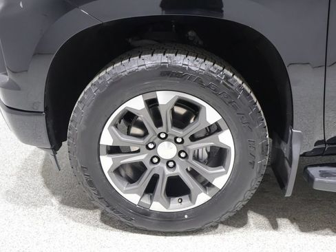Used 2023 Chevrolet Silverado 1500 High Country AWD/4WD image 9