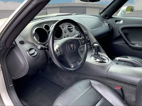 Used 2007 Pontiac Solstice Convertible w/ Premium Package image 11