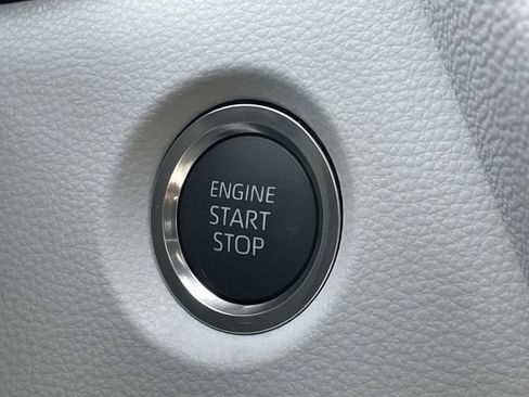 New 2026 Toyota Corolla SE image 34