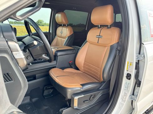 Used 2024 Ford F350 Platinum AWD/4WD image 11