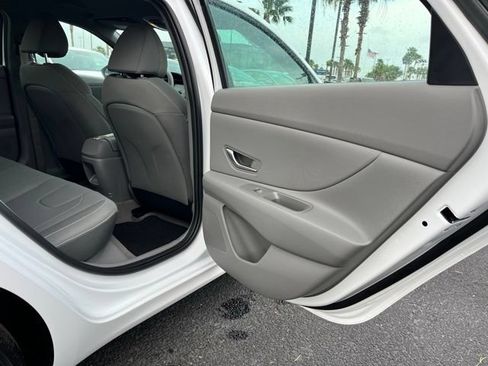 New 2026 Hyundai Elantra Sport FWD image 19