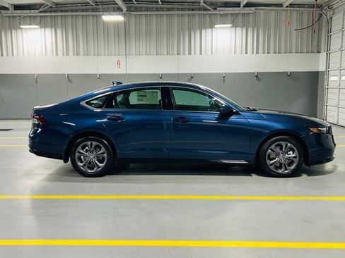 New 2026 Honda Accord EX-L image 19