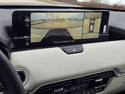 New 2026 MAZDA CX-90 Plug-In Hybrid w/ Premium Plus image 32