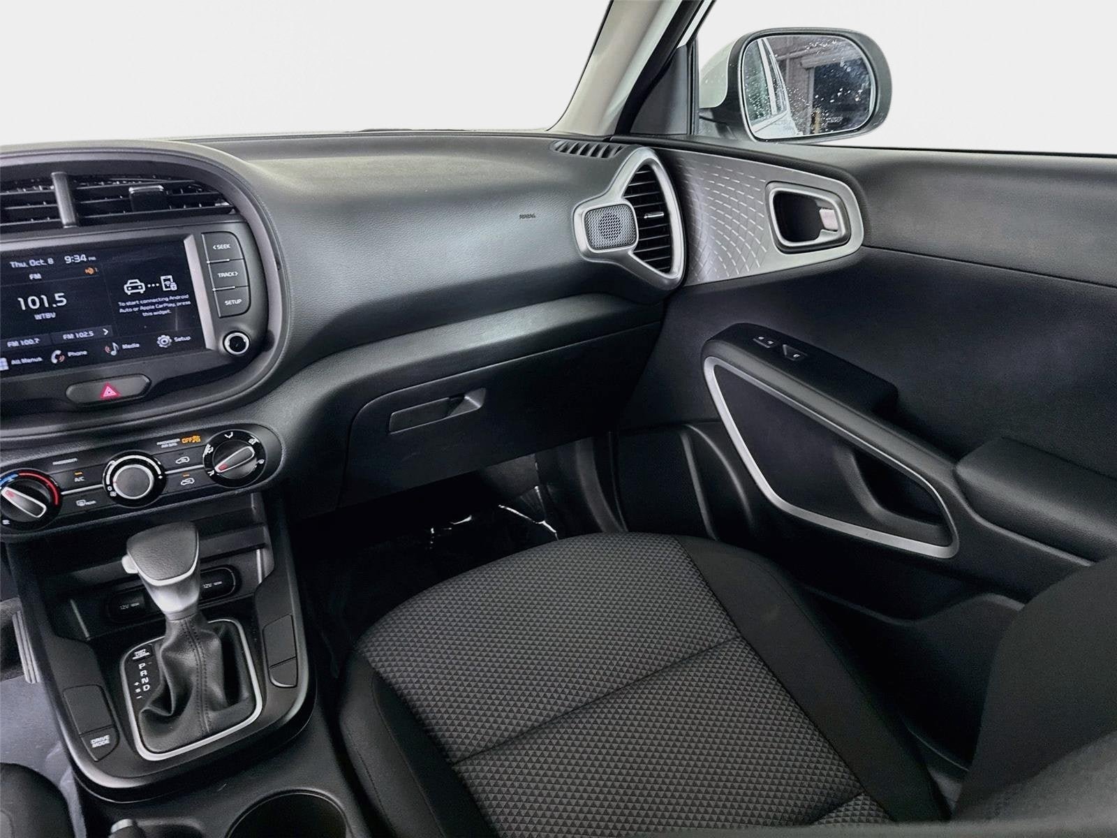 Certified 2025 Kia Soul LX w/ LX Technology Package FWD image 22