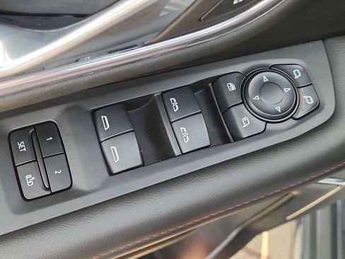 Used 2024 Chevrolet Suburban RST w/ Luxury Package AWD/4WD image 24
