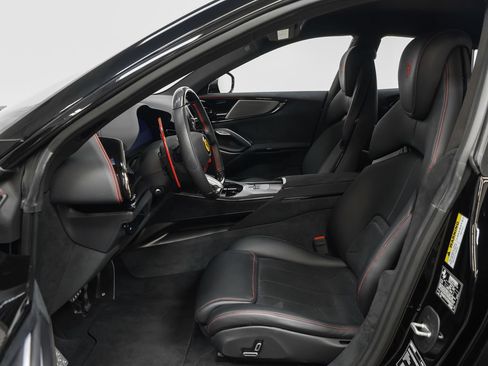 Certified 2025 Ferrari Purosangue AWD/4WD image 86